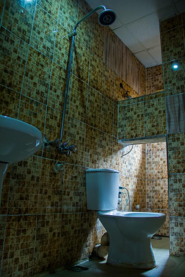 Glasshouse Hotel And Suites Egba Esterno foto
